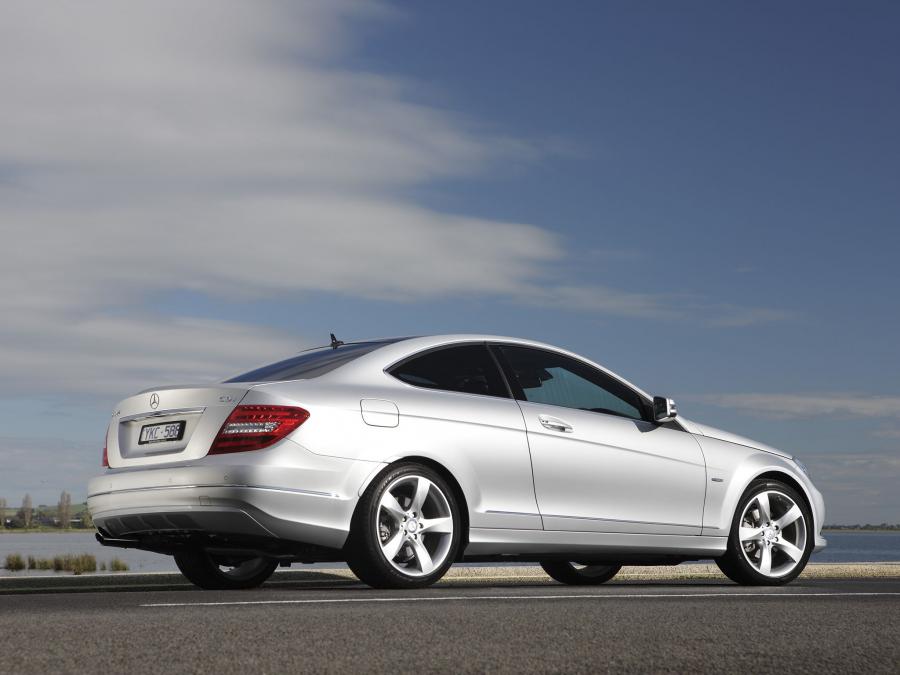  Mercedes-Benz C250 CDI Coupe 2011 года  (AU) (фото 5 из 11)